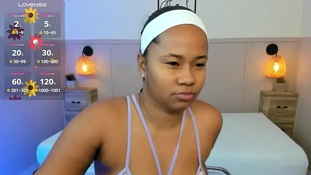 AuroraSky8 online show from September 19, 2025, 11:55 am