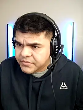 perversus12 online show from February 25, 2026, 7:23 pm