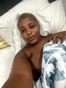 BQueen223 online show from January 16, 2026, 11:53 pm