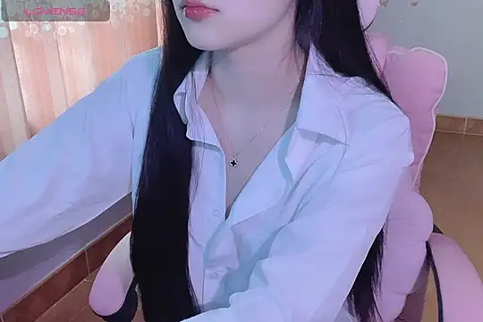  AFang  online show from November 8, 2025, 6:13 am