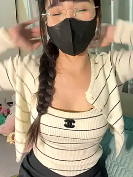 Snapshot of Dior_baby chatting on November 3, 2025, 2:02 am Dior baby online show from November 3, 2025, 2:02 am