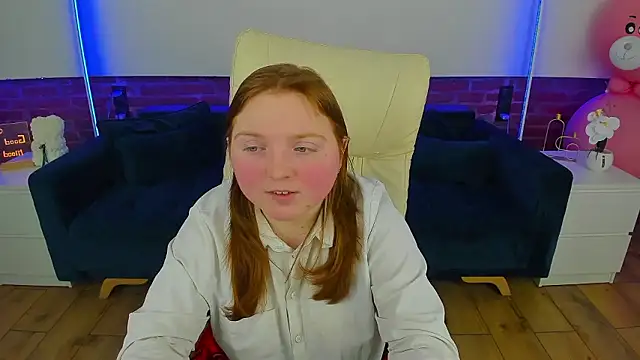 KattyRose8 online show from January 18, 2026, 7:28 pm