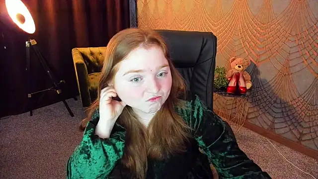 Snapshot of KattyRose8 chatting on April 21, 2026, 5:36 am KattyRose8 online show from April 21, 2026, 5:36 am