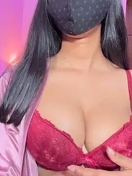 Neha18 online show from April 19, 2026, 8:44 pm