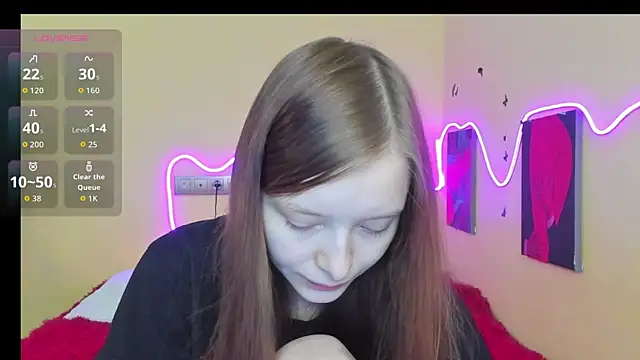 AliceHaris online show from September 9, 2025, 1:05 am