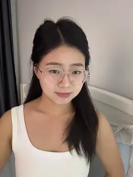 Ella-A9 online show from September 26, 2025, 2:43 pm