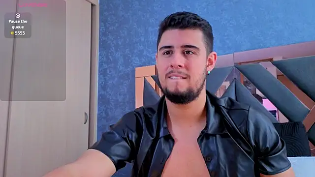 ryan evanss online show from October 2, 2025, 5:31 pm