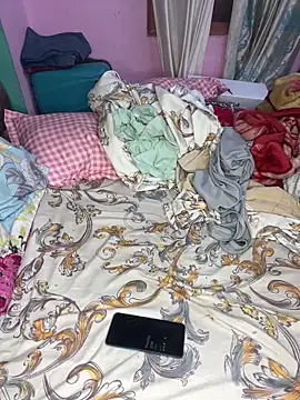 Snapshot of baby_dall chatting on April 15, 2026, 7:10 pm baby dall online show from April 15, 2026, 7:10 pm