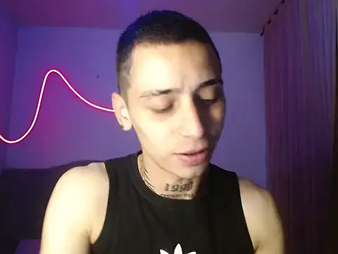 xalejo max online show from September 26, 2025, 1:31 am