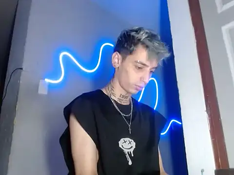 xalejo max online show from April 14, 2026, 12:44 pm