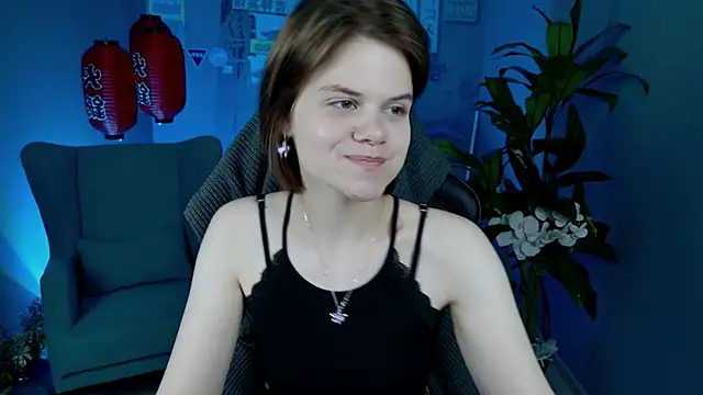 EllieMurler online show from November 14, 2025, 9:08 am