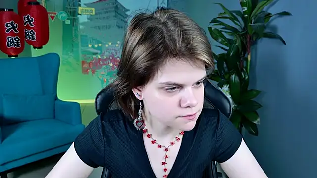 EllieMurler online show from November 27, 2025, 9:11 am