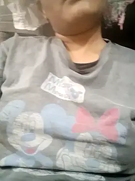 Hot siiii online show from October 26, 2025, 3:40 pm