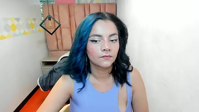 Kiara Cruz   online show from October 4, 2025, 8:07 pm