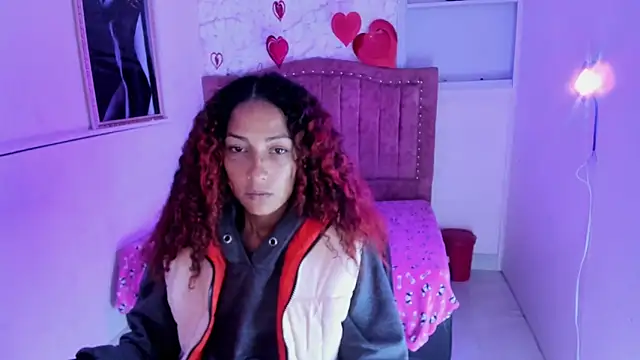 Snapshot of candela_ruiz chatting on September 17, 2025, 6:09 pm candela ruiz online show from September 17, 2025, 6:09 pm