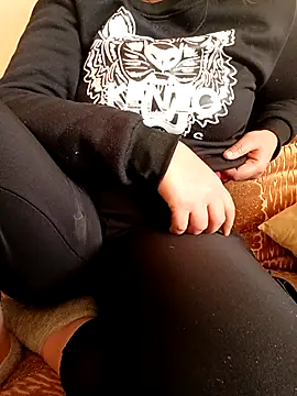 Mroma89six online show from January 8, 2026, 12:40 pm