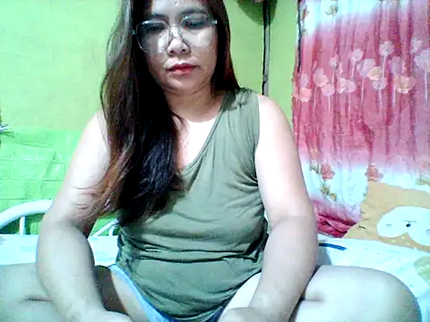 Bianca0516 online show from May 5, 2026, 11:51 am