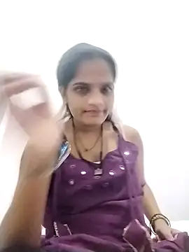 Sofia kuuu online show from November 4, 2025, 6:45 am