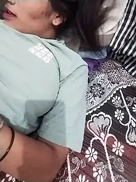 Sofia kuuu online show from November 9, 2025, 10:13 am