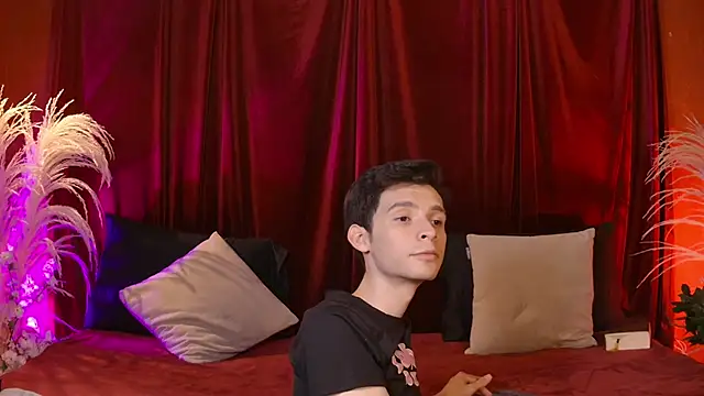 VicenteFerrer online show from January 16, 2026, 2:26 am