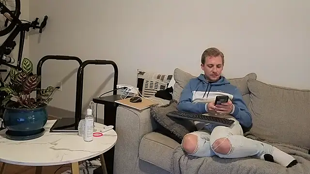 Snapshot of Drakerileyxxx chatting on January 11, 2026, 3:11 am Drakerileyxxx online show from January 11, 2026, 3:11 am