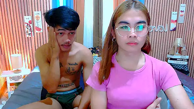 mikhaylahanderson online show from November 1, 2025, 3:52 am