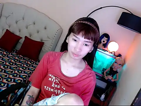 ShantalFoxxy  online show from October 31, 2025, 12:44 am