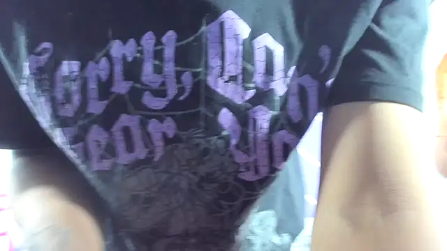 lau and boys18 online show from September 28, 2025, 1:49 pm