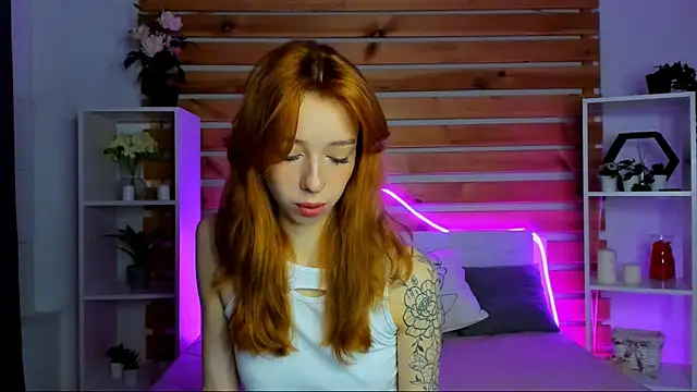 Lori Williams online show from September 11, 2025, 1:06 am