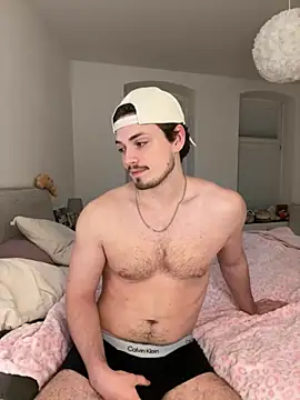 Snapshot of xlucax chatting on January 7, 2026, 8:33 pm xlucax online show from January 7, 2026, 8:33 pm