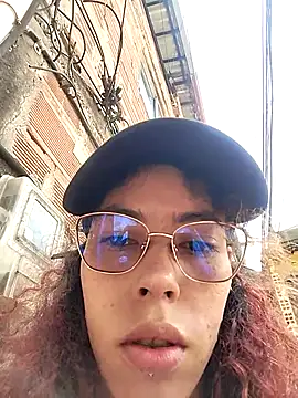 Snapshot of Pamelamiler__ chatting on April 23, 2026, 4:42 pm Pamelamiler online show from April 23, 2026, 4:42 pm