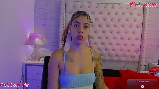 Snapshot of Pamelamiler__ chatting on May 28, 2026, 12:13 pm Pamelamiler online show from May 28, 2026, 12:13 pm