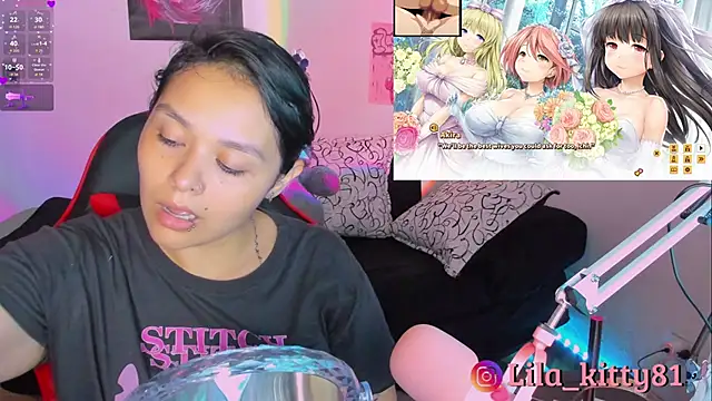 lila kitty81 online show from October 14, 2025, 8:20 pm