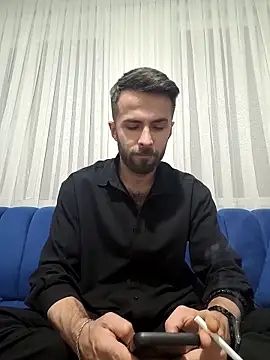 S-kt-et online show from December 3, 2025, 8:18 pm