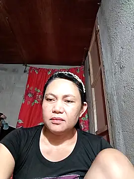 Snapshot of Everleigh_mom chatting on September 25, 2025, 10:41 am Everleigh mom online show from September 25, 2025, 10:41 am