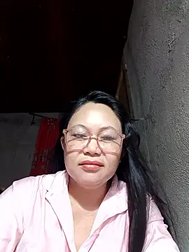 Everleigh mom online show from January 12, 2026, 7:52 pm