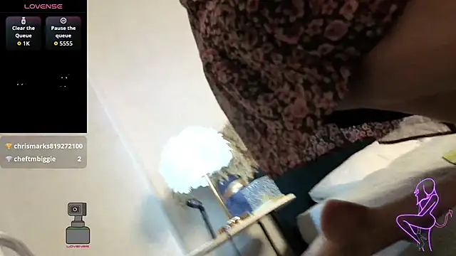 Lia Reyn online show from September 21, 2025, 2:13 am