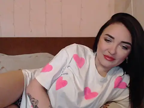 Snapshot of Veronica-Luxs chatting on April 10, 2026, 7:24 am Veronica-Luxs online show from April 10, 2026, 7:24 am