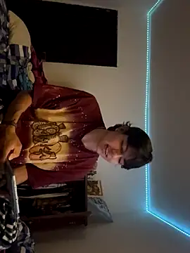 alandelrey57 online show from September 10, 2025, 8:36 am