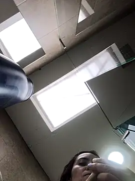 Cami Konor online show from January 9, 2026, 8:54 pm