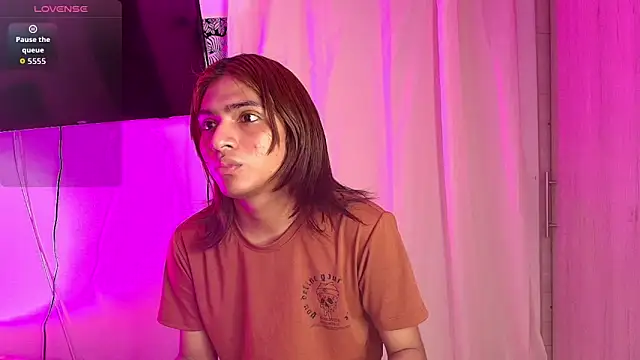 imgerver online show from September 16, 2025, 11:22 am