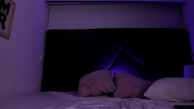 Snapshot of andrew_colleman chatting on October 9, 2025, 5:49 am andrew colleman online show from October 9, 2025, 5:49 am