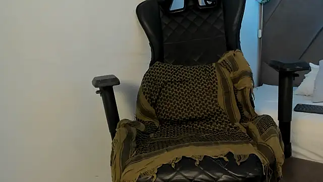 andrew colleman online show from February 3, 2026, 2:21 am