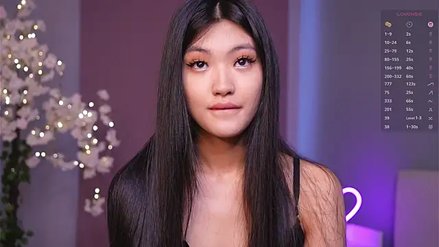 FancyEsten online show from February 17, 2026, 8:00 am