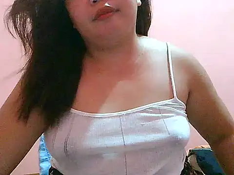 Snapshot of fresh_rosie chatting on June 21, 2026, 11:24 am fresh rosie online show from June 21, 2026, 11:24 am