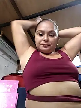 Snapshot of yatzuriperrita chatting on January 9, 2026, 4:43 pm yatzuriperrita online show from January 9, 2026, 4:43 pm