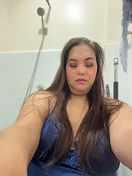 ashleygrahamts online show from November 29, 2025, 11:41 pm