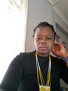 cairococo online show from September 24, 2025, 12:30 pm