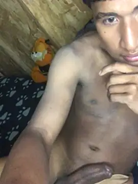 Snapshot of AlessandroMp4 chatting on February 12, 2026, 7:14 am AlessandroMp4 online show from February 12, 2026, 7:14 am
