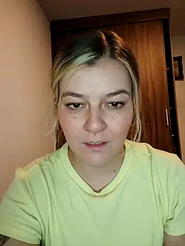 Fernandar2025 online show from October 3, 2025, 3:25 am